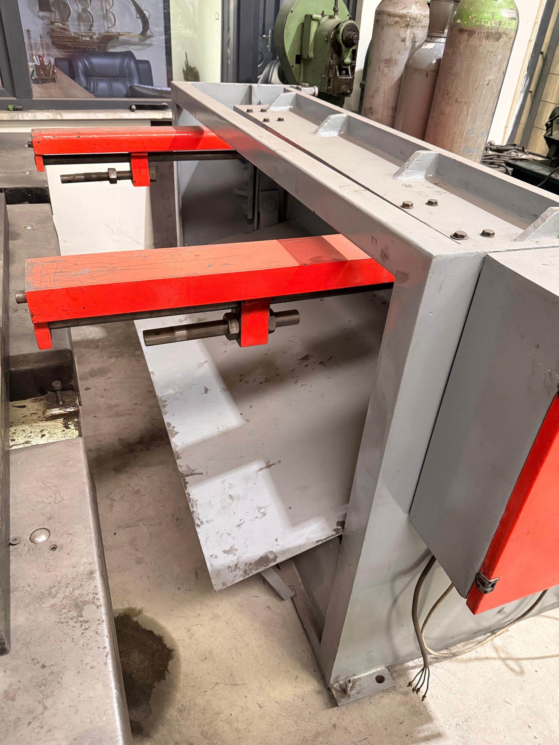 WhatsApp Image 2026-01-12 at 10.31.55 (1)